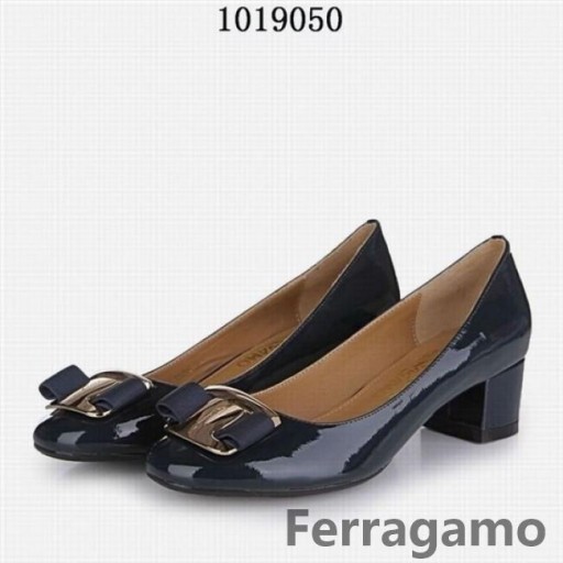 Ferragamo Mid heel 306