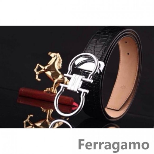 Ferragamo Suave Monstro cinto de couro com duplo gancini fivela GM061