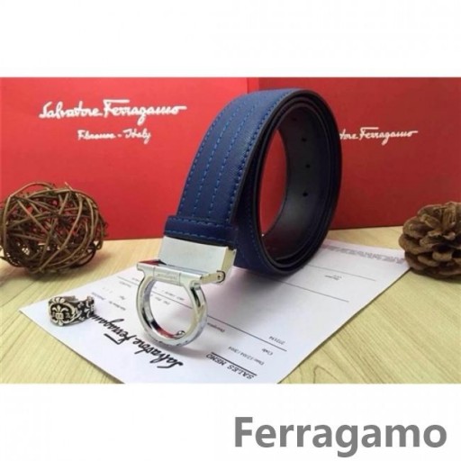Ferragamo Suave Monstro cinto de couro com duplo gancini fivela GM130