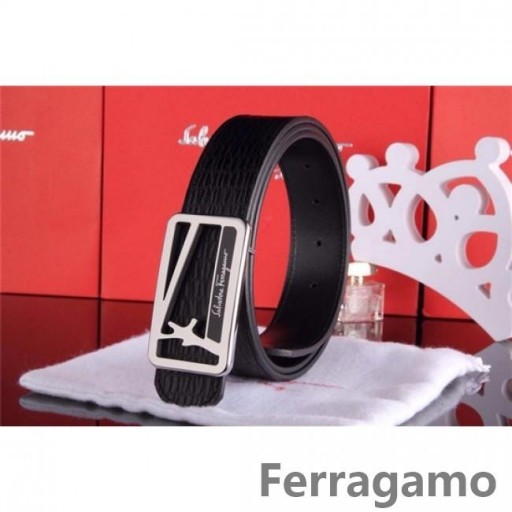 Ferragamo Suave Monstro cinto de couro com duplo gancini fivela GM148