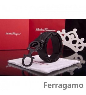 Ferragamo Suave Monstro cinto de couro com duplo gancini fivela GM103