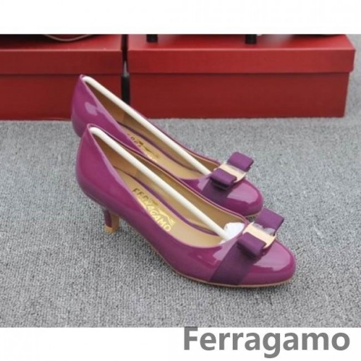 Ferragamo Carla Caidéil Corcra
