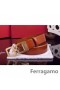 Skórzany pasek Ferragamo Gentle Monster z podwójną klamrą gancini GM111