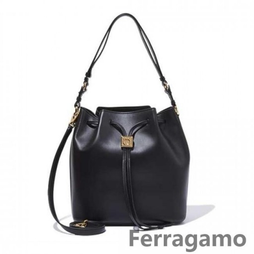 Salvatore Ferragamo 물통 졸라매는 끈을 어깨에 매는 가방 판매 온라인 SFS-UU174