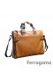 Ferragamo Handväska Messenger Mjölkaktig