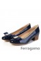 Ferragamo Mitten av hälen 321
