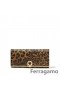 Salvatore Ferragamo Gancio Lås Kontinental Plånbok SFS-UU289