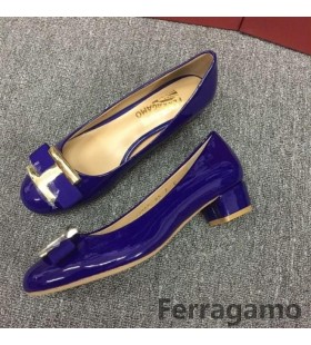 Ferragamo Ninna Patentet Läder Pumpa Deepsky Blå