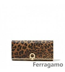 Salvatore Ferragamo Gancio Lås Kontinental Plånbok SFS-UU289