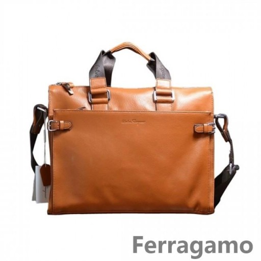 Ferragamo Çanta Messenger Sütlü