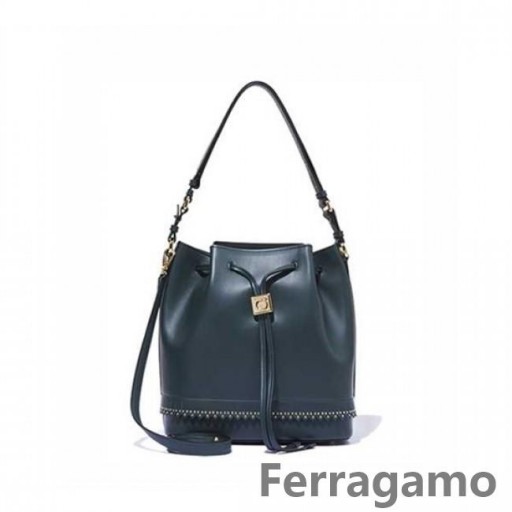 Salvatore Ferragamo Kova İpli Omuz Çantası Satılık Online SFS-UU175