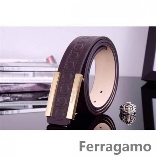Ferragamo Gentil Monstruo de cinturón de cuero con doble gancini hebilla GM054