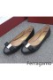 Salvatore Ferragamo Varina Pisos Negro Venta