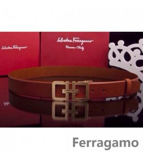 Ferragamo Gentil Monstruo de cinturón de cuero con doble gancini hebilla GM111