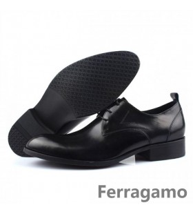فيراغامو اليكانتي Wingtip الأحذية السوداء