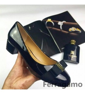 Ferragamo Vara Čerpadlo v lakované Černé