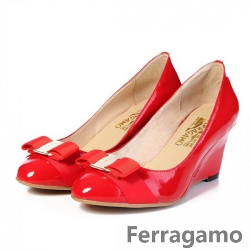 Ferragamo wedges sko i rød farve 284