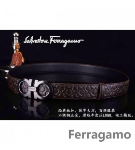 Ferragamo Zachtaardig Monster lederen riem met dubbele gancini gesp GM026