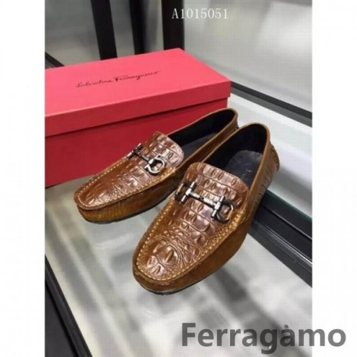 Ferragamo vapaa-ajan kenkiä 136