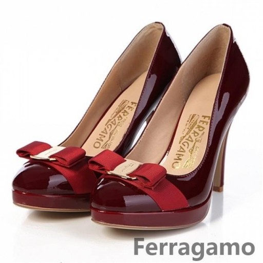 Ferragamo korkokengät viinin punainen 274