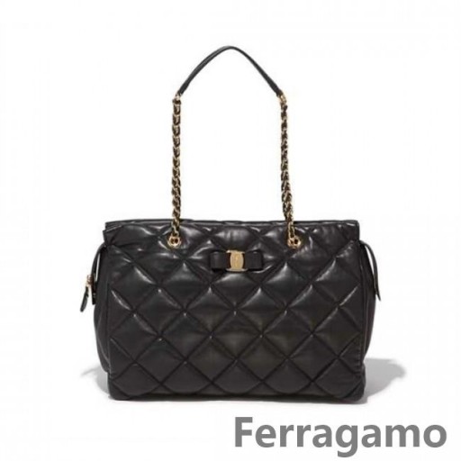 Salvatore Ferragamo Suuri Tikattu Vara-Laukku Myynti Verkossa SFS-UU207