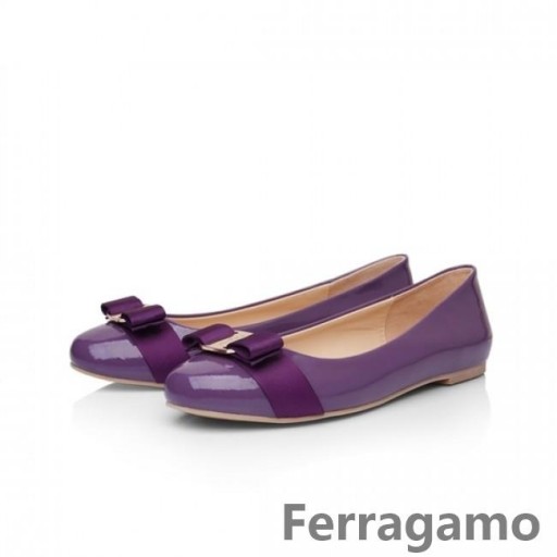 Ferragamo Επίπεδη παπούτσια 209